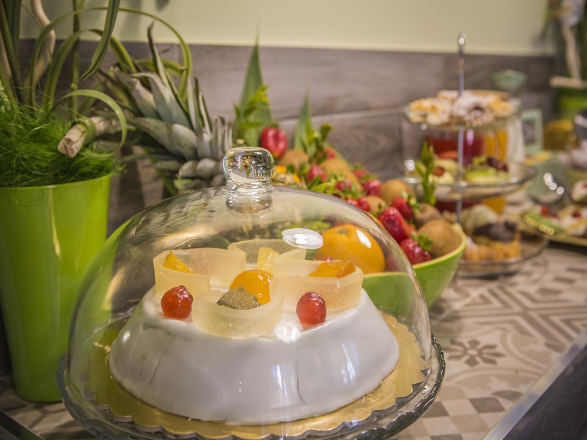 Le Notti Di Morfeo Bed & Breakfast Сан Леоне Екстериор снимка
